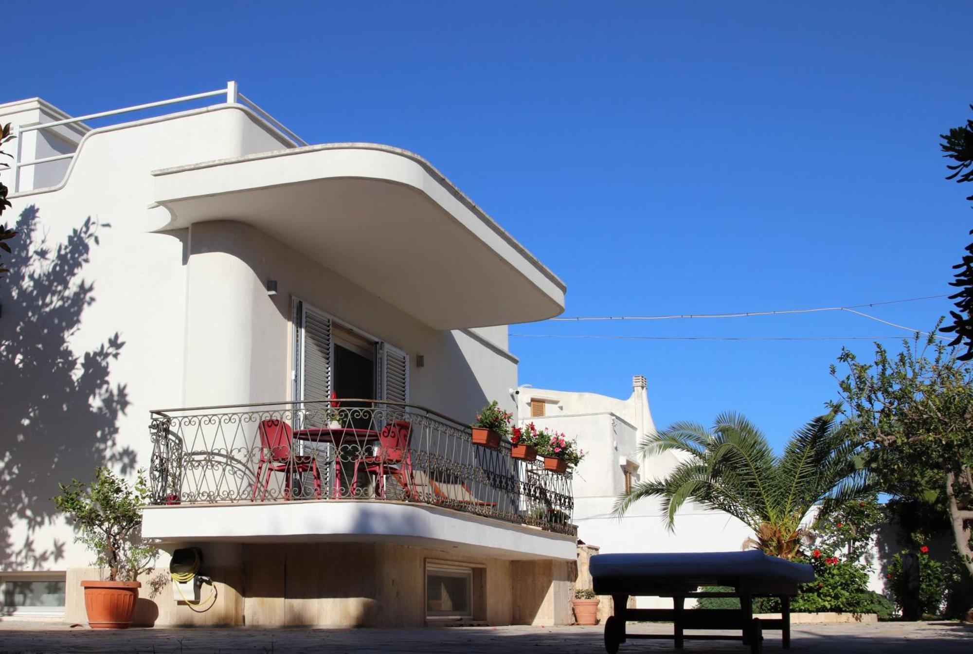 Flowing House Brindisi Extérieur photo